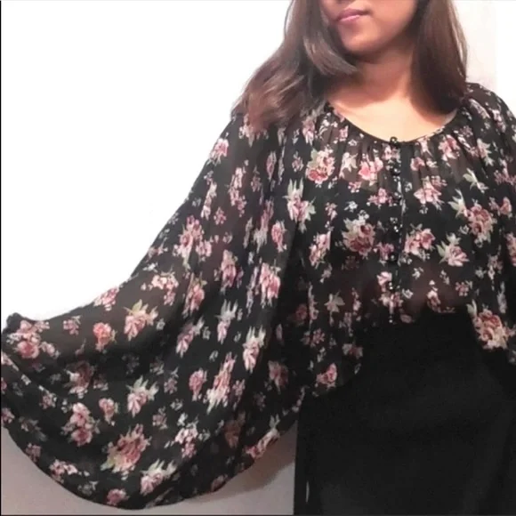 Floral balloon sleeve blouse - Picture 6 of 9